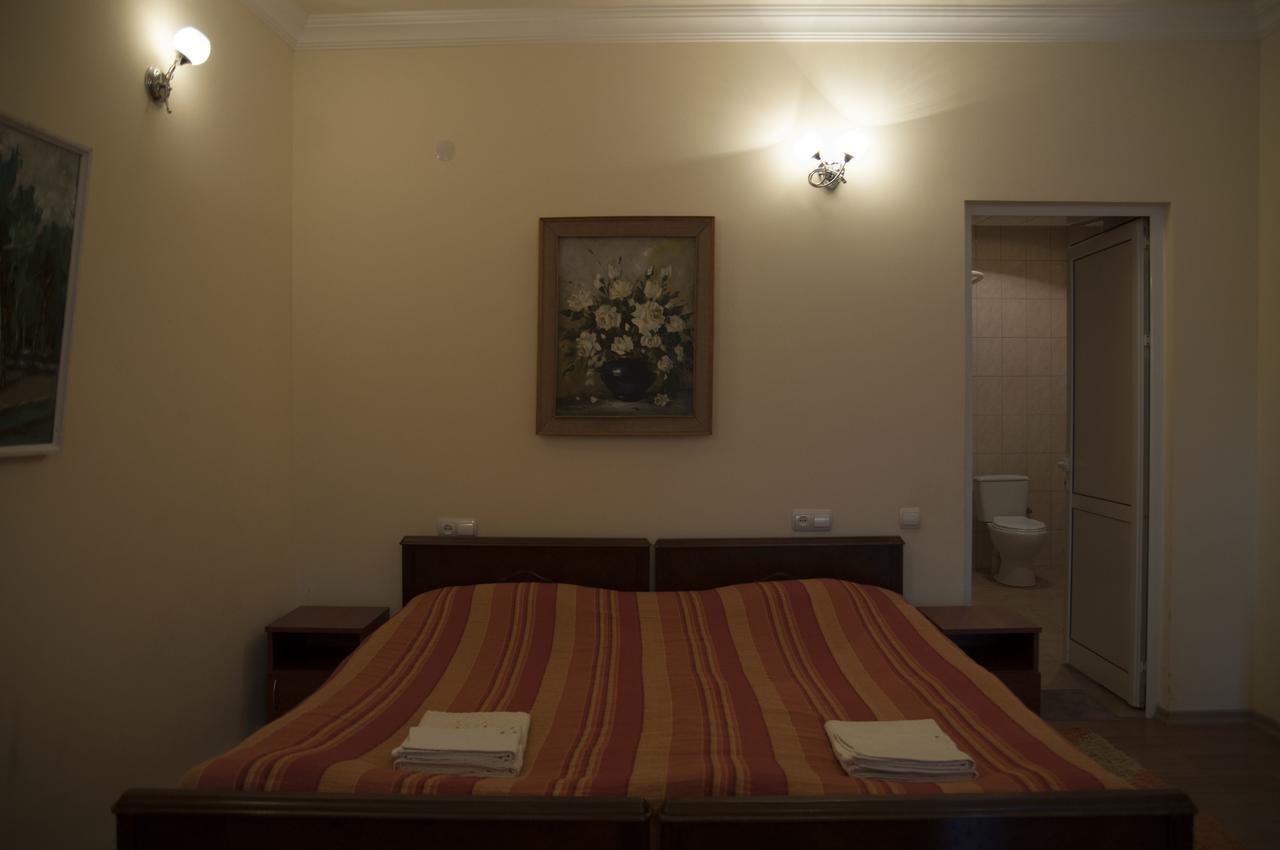 Casanova Inn - Boutique Hotel Dilidžan Pokoj fotografie
